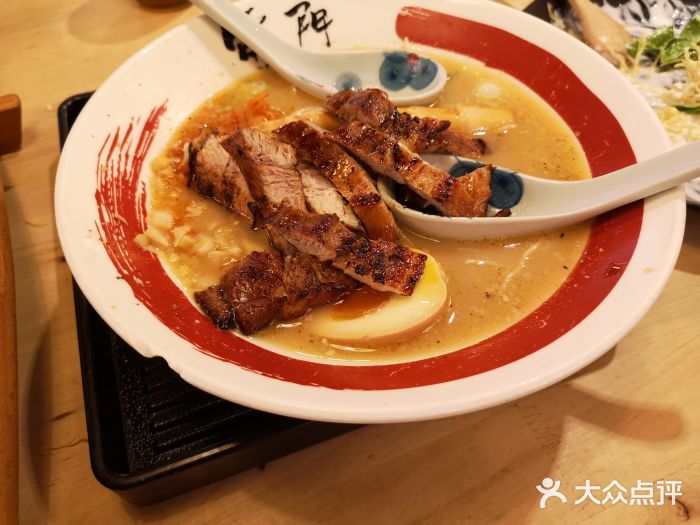 雷门拉面(龙湖成都金楠天街店)日式烤肉拉面图片