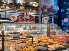 面包甜点陈列柜-罗森尼娜(解放西路店)