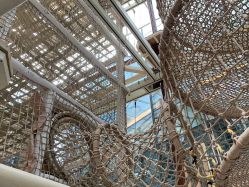 -PIPIKINGDOM皮皮王国欢乐号(欢乐海岸购物中心店)