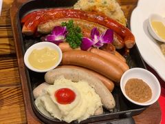 -申德勒加油站餐厅(三里屯北小街店)