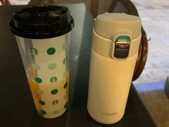 -星巴克(杭州银泰城西一店)