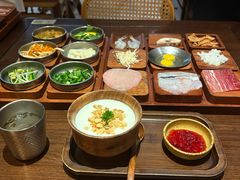 -银米·云南传统过桥米线(双廊黑金冠店)