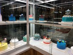 -焙丽拾光(麦凯乐直营店)