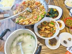 -富正毅三下锅·湘西韵味(天门山索道店)