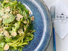 菠菜汁青酱意大利面-拾挚扒房(招商花园城店)
