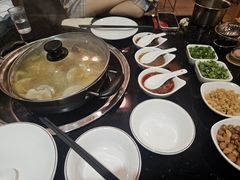 -丫丫汤膳打边炉(宏府408坊店)