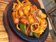 芝士年糕炒鱿鱼-万兴佳烤肉·长白山老味道(宏泰广场店)