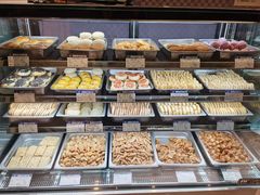 面包甜点陈列柜-洪长兴(广西北路店)