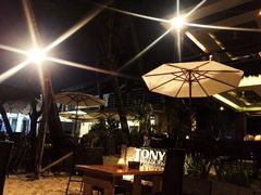-Jonah's Fruit Shake & Snack Bar