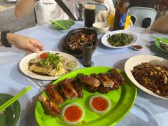 -明记烧鱼美味店