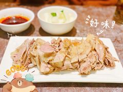 手抓羊腿肉-贯贯吉·清真餐厅(浙江中路店)