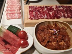 -海底捞火锅鲜切牛肉主题店(长寿路店)