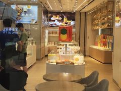 -爱达乐面包生日蛋糕(旭海时代广场店)