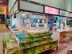 -喷泉广场餐厅·宵夜·海鲜烧烤大排档(长隆企鹅酒店)