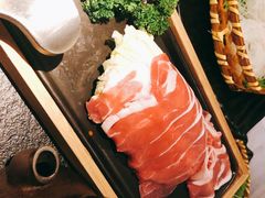 -湊湊火锅·茶憩(打浦桥日月光店)