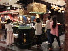 自助取餐区-四海一家自助餐(益田假日广场店)