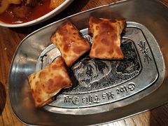 -阿里家·新疆烤肉酒場 by MIG