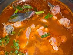 -野山舂·贵州现舂酸汤火锅(鸿通城店)