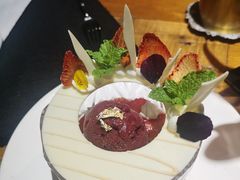 草莓奶冻-AZUL by FUEL蓝色·法式酒馆(琶醍店)