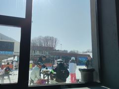 -庙香山滑雪场