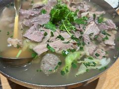 -川堂风·跷脚牛肉·乐山爆炒(宝山日月光店)