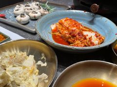 -草家酱蟹炭火烤肉店(珲春南路一店)