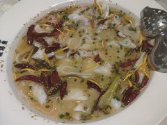 -渔语鱼酸菜鱼新川菜(来福士店)
