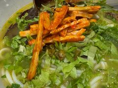 -百春原湖南牛肉粉(百联世纪店)