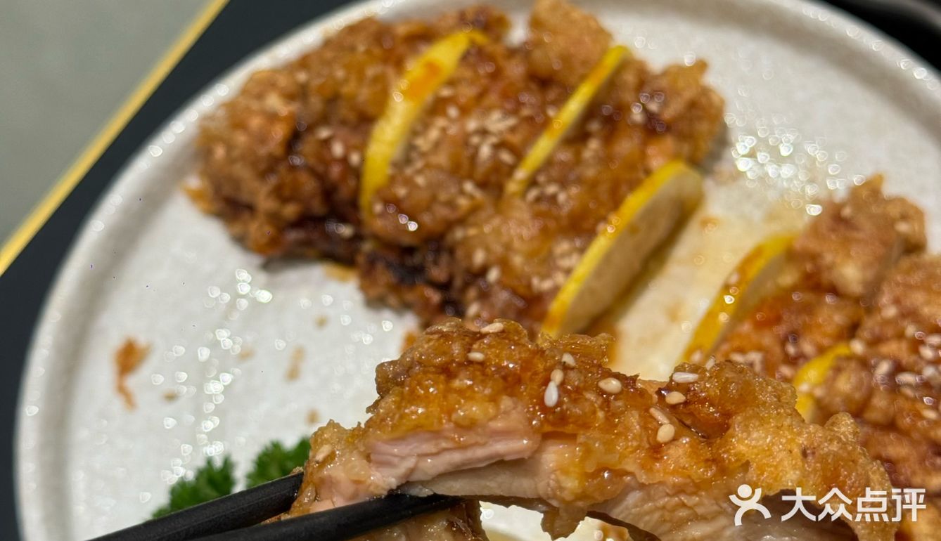 烤肉新店打卡🙋🏻‍♂️营养均衡的一顿晚餐很开心呀🙋🏻‍♂️