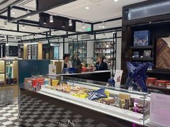 -LA MAISON DU CHOCOLAT(戴高乐机场T 2F店)