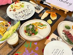 -Mark&Mars Restaurant