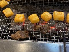 -马路牙子烧烤音乐酒馆(望京店)