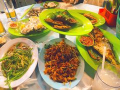 -明记烧鱼美味店