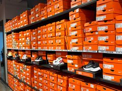 -NIKE上海青浦优选体验店