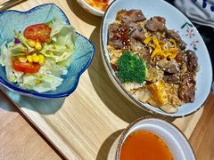 -POKEE VIA&Brunch·维娅(重庆来福士店)