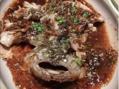 -八府香鸭·啫啫煲(华山路店)