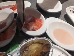 -黑金·寻焰自助百汇·烤肉·火锅(中街店)