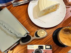 -Be Lived Cafe比例咖啡(摩天轮店)