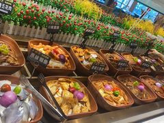 -新艺自助美食城(中山路店)