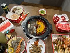 -言玖鲜火锅串串披萨自助(益田假日店)