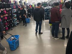 -迪卡侬(西三旗店)