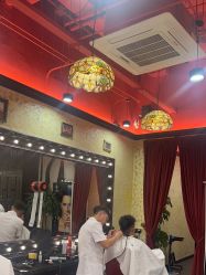 -东方先生国潮男士理发馆