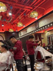 -东方先生国潮男士理发馆