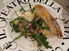 招牌黑松露蘑菇披萨-IL TEATRO 精品意大利餐厅