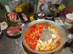 -湊湊火锅·茶憩(杭州湖滨银泰in77店)