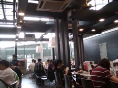 大堂-麦当劳(深圳北站高铁店)