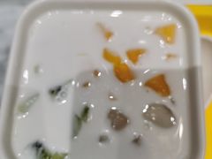 杂果冻小圆子-满记甜品(湖滨店)