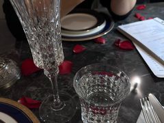 -LESCEDARS Brasserie Bistro香柏树