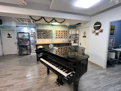 -梅纳·钢琴声乐架子鼓Mena Music(双井店)