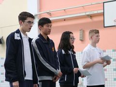 -上海市民办金苹果学校